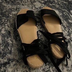 Shoe Dazzle - sandals